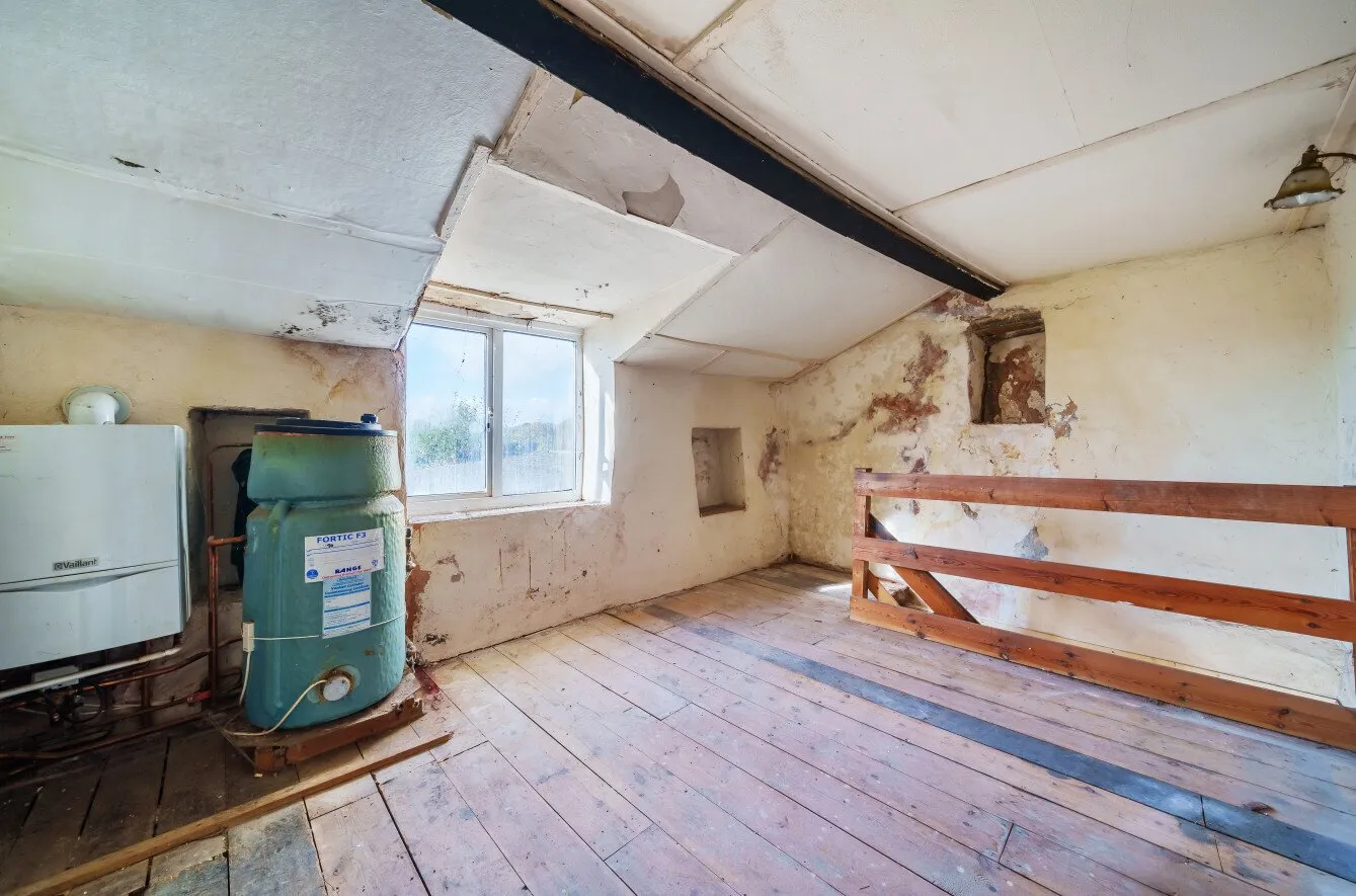 3 bedroom property for sale in Main Road, Temple Cloud, BS39 - Guide price £175,000