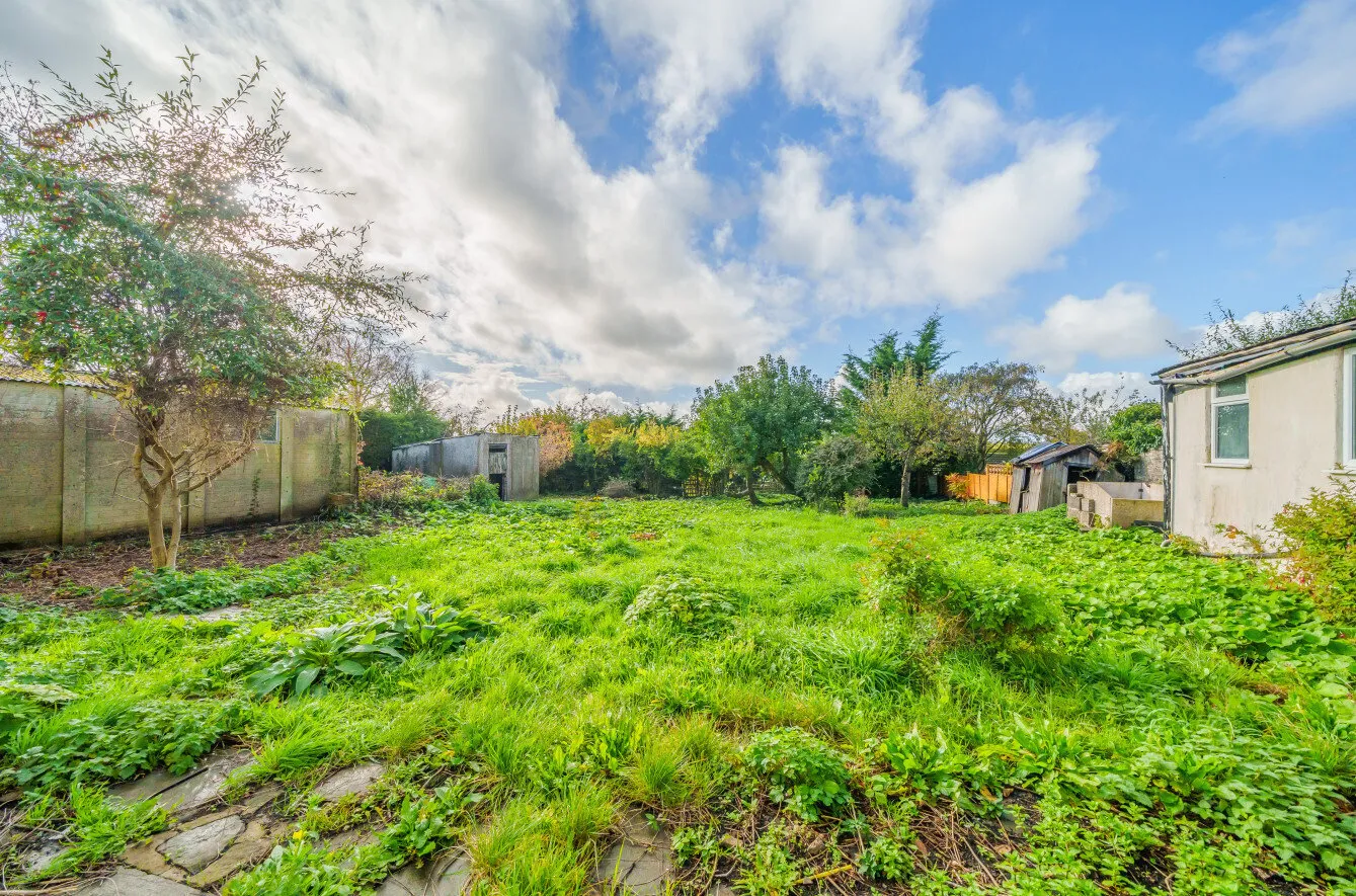 3 bedroom property for sale in Main Road, Temple Cloud, BS39 - Guide price £175,000