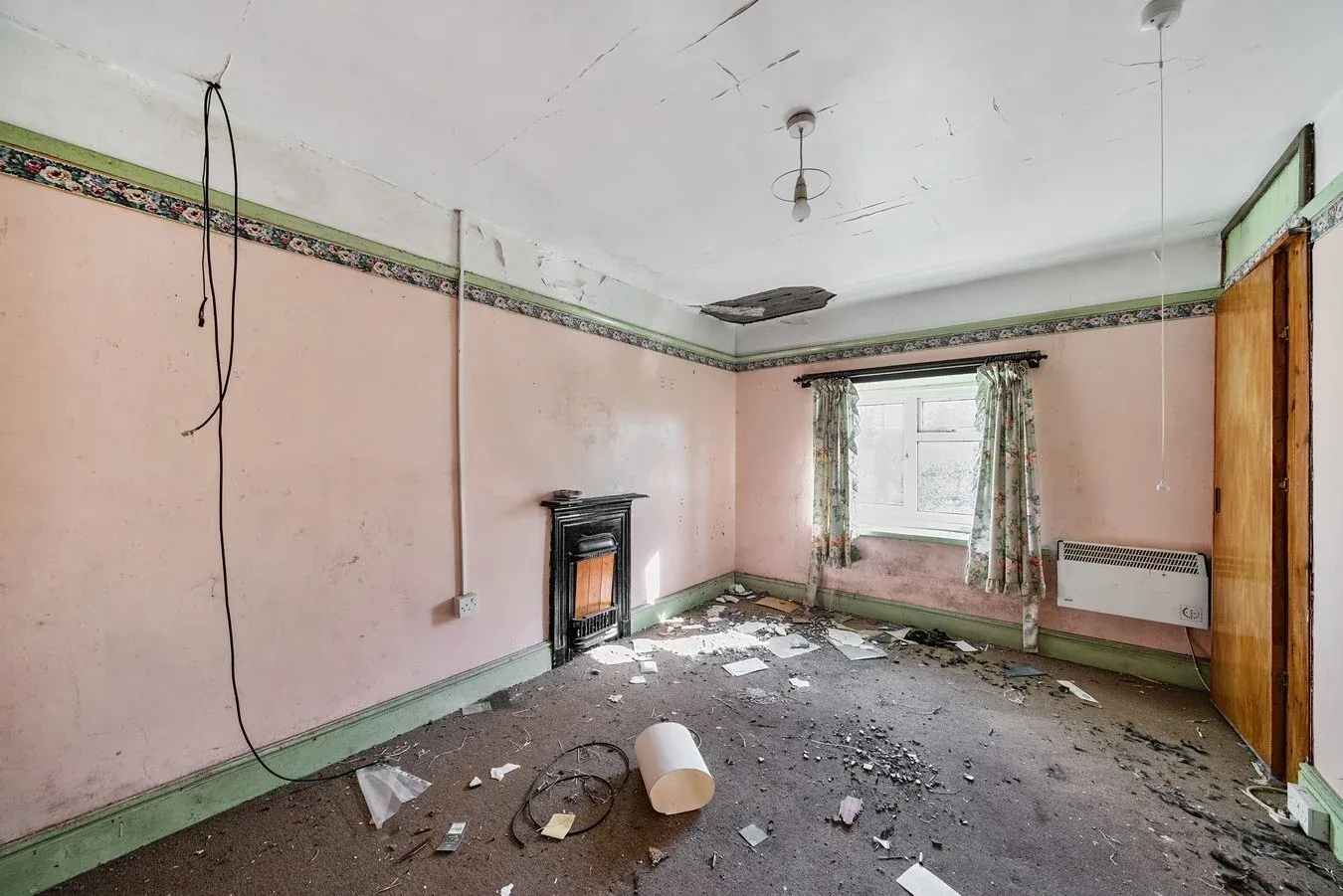 4 bedroom property for sale in Common Lane, Holcombe, BA3 - Guide price £300,000