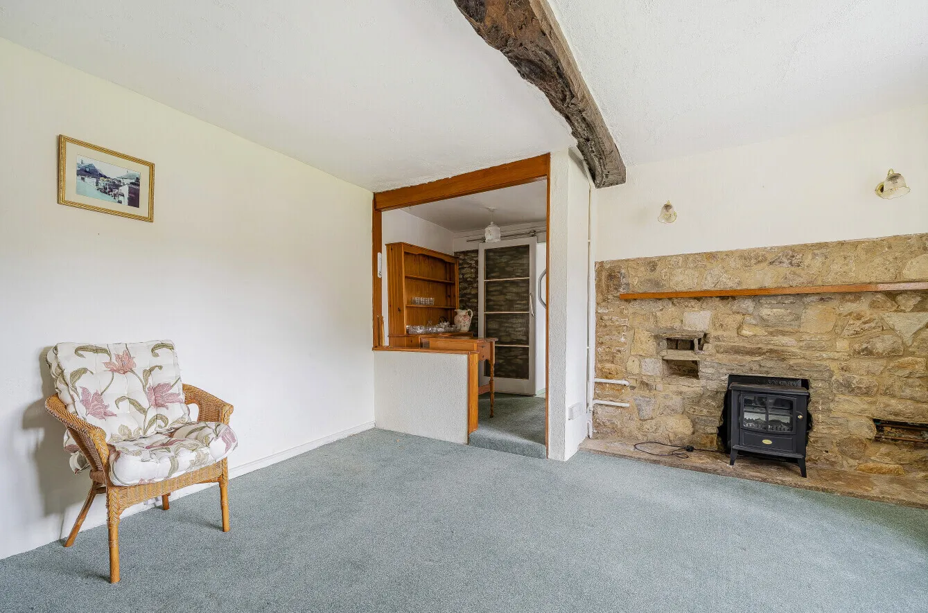 4 bedroom property for sale in Mount Pleasant, Beckington, BA11 - Guide price £250,000