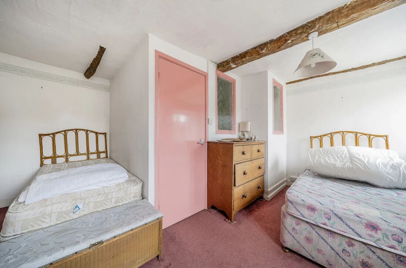 4 bedroom property for sale in Mount Pleasant, Beckington, BA11 - Guide price £250,000