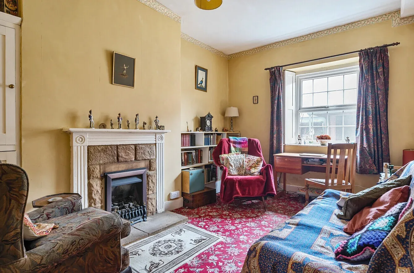 4 bedroom property for sale in Sambourne Road, Warminster, BA12 - Guide price £380,000