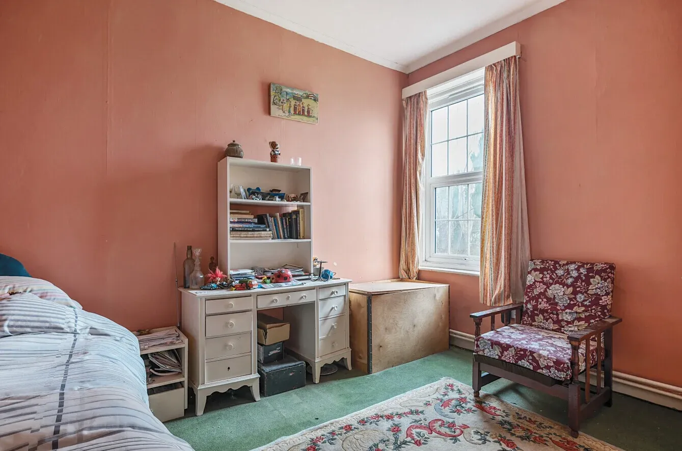 4 bedroom property for sale in Sambourne Road, Warminster, BA12 - Guide price £380,000
