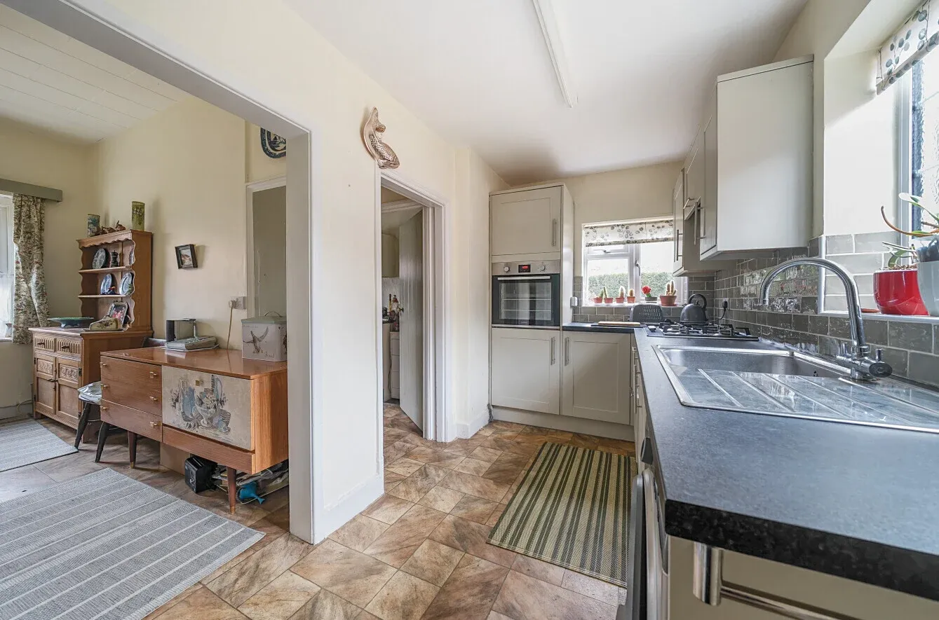 4 bedroom property for sale in Sambourne Road, Warminster, BA12 - Guide price £380,000