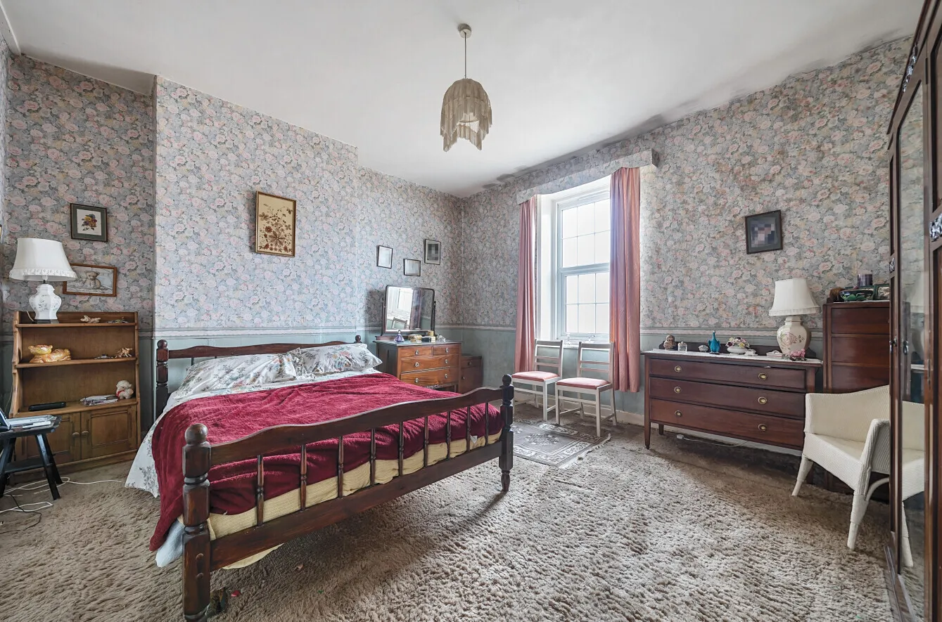 4 bedroom property for sale in Sambourne Road, Warminster, BA12 - Guide price £380,000