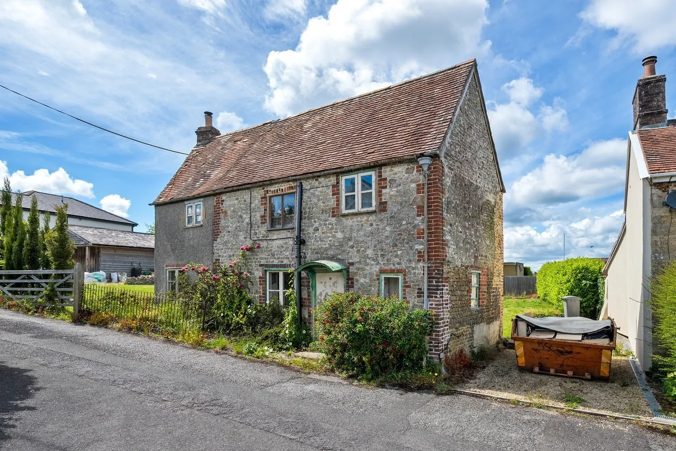 3 bedroom property for sale in Hillwood Lane, Warminster, BA12 - £165,000
