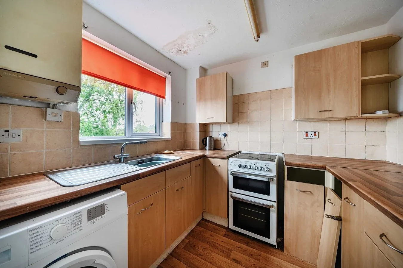 2 bedroom property for sale in Whatcombe Terrace, Frome, BA11 - Guide price £150,000