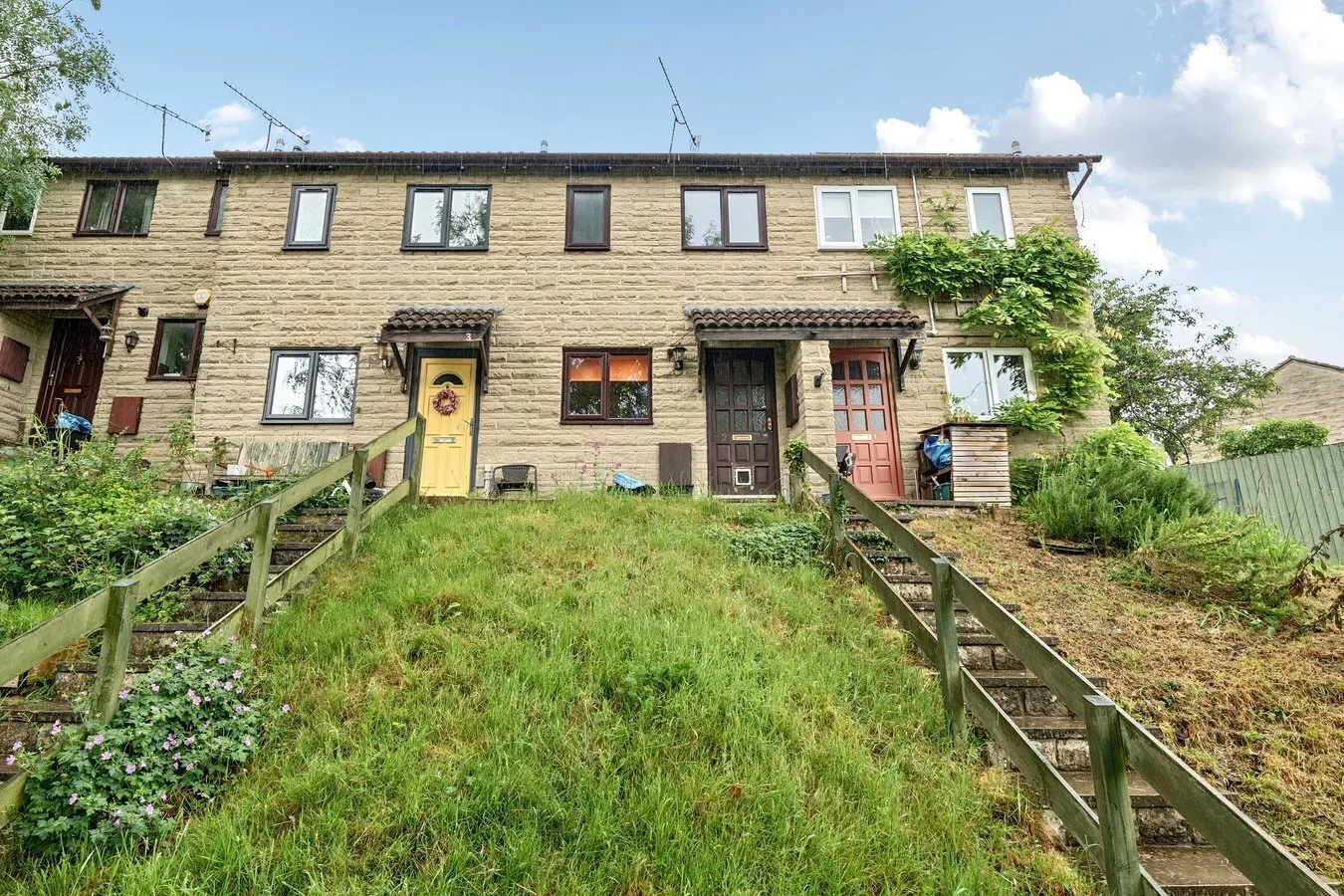 2 bedroom property for sale in Whatcombe Terrace, Frome, BA11 - Guide price £150,000