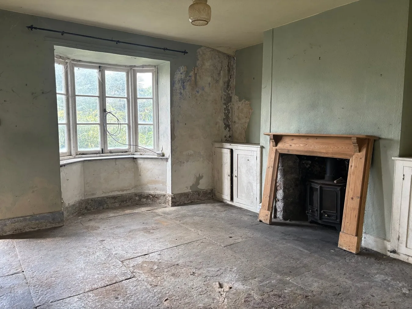 2 bedroom property for sale in West Bank, Wookey Hole, Wells, BA5 - Guide price £150,000