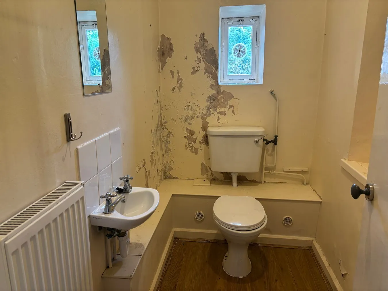 4 bedroom property for sale in Long Lane, Dinder, Wells, BA5 - Guide price £250,000