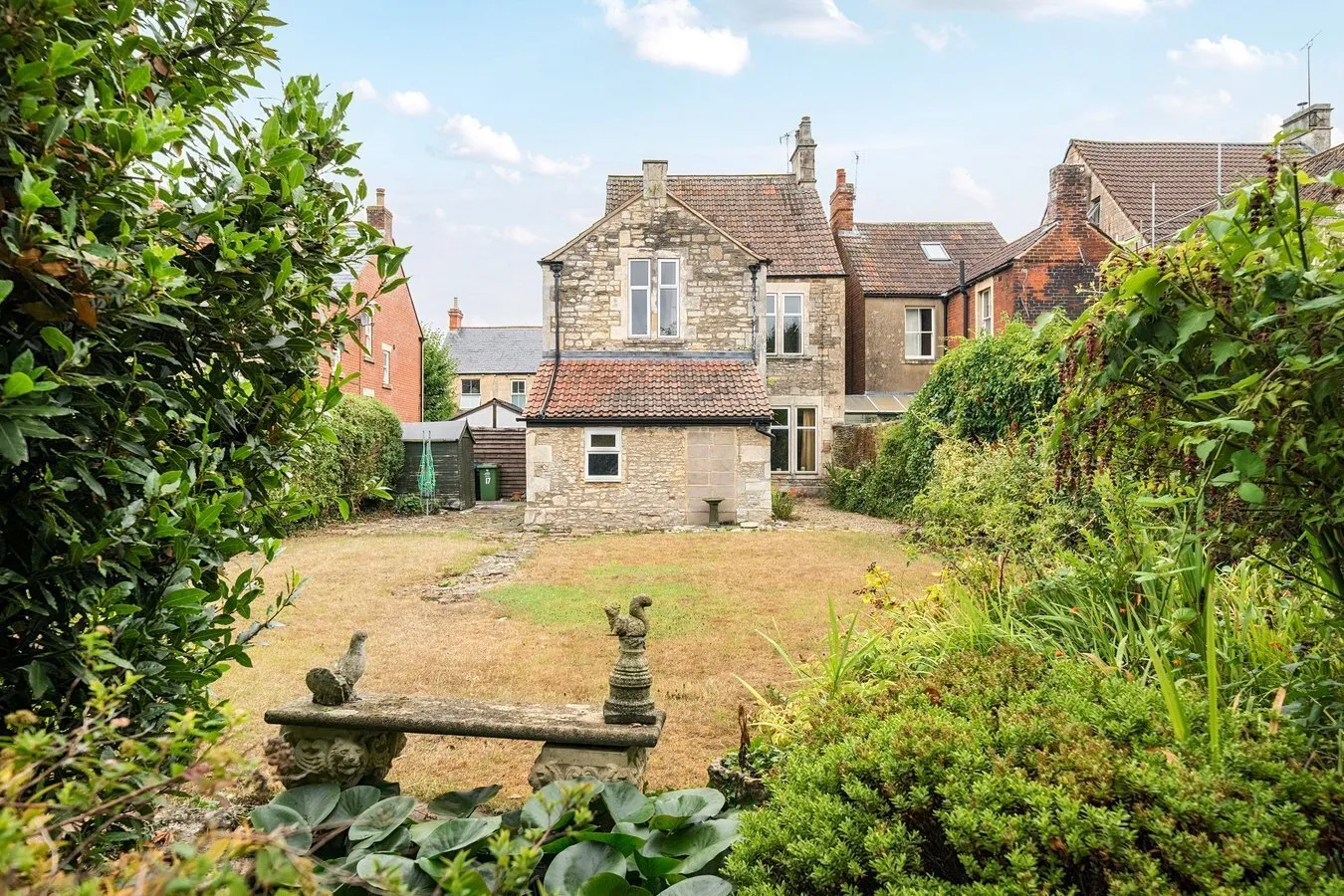 6 bedroom property for sale in Westbourne Road, Trowbridge, BA14 - Guide price £325,000