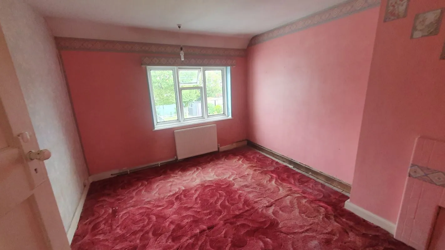 Freehold Vacant Semi-Detached House with Three Bedrooms & Garage