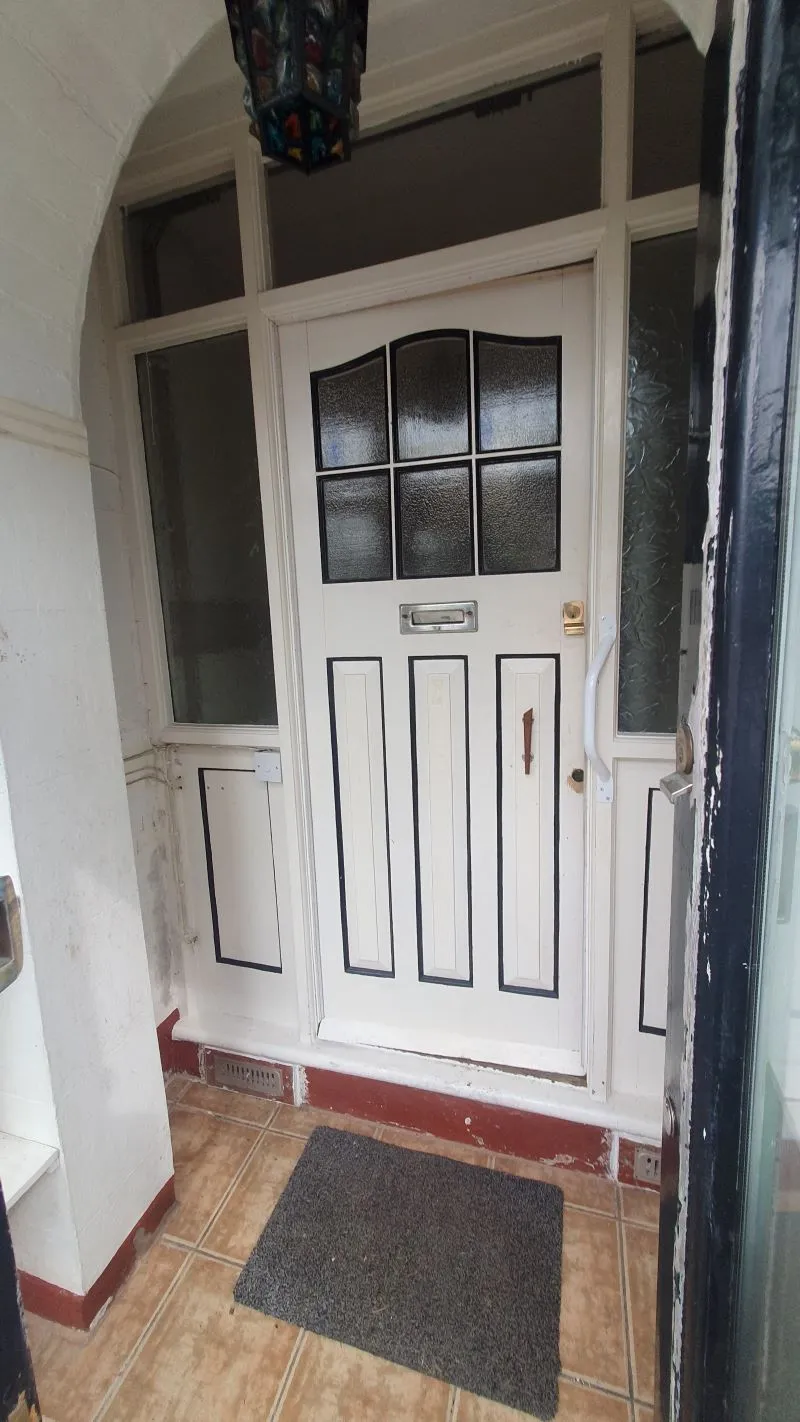 Freehold Vacant Semi-Detached House with Three Bedrooms & Garage