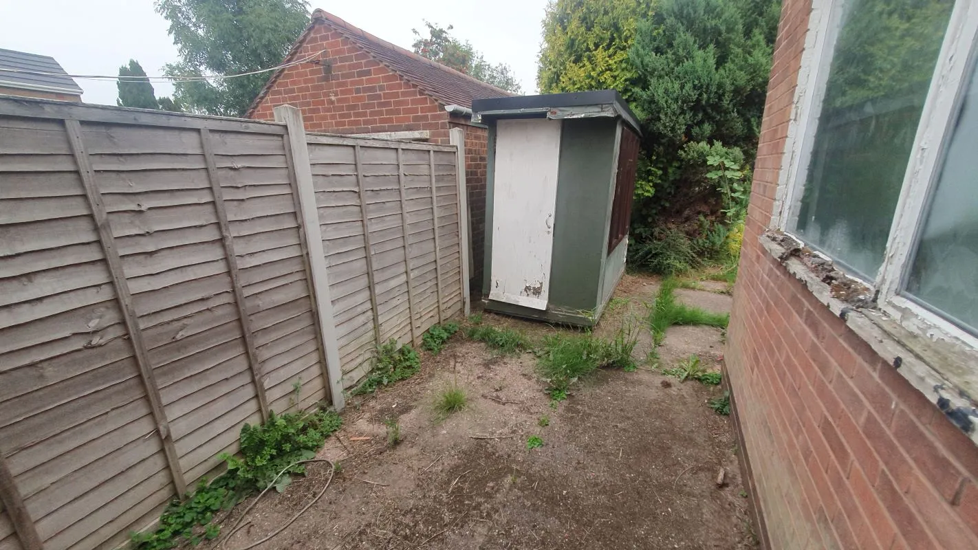 Freehold Vacant Semi-Detached House with Three Bedrooms & Garage