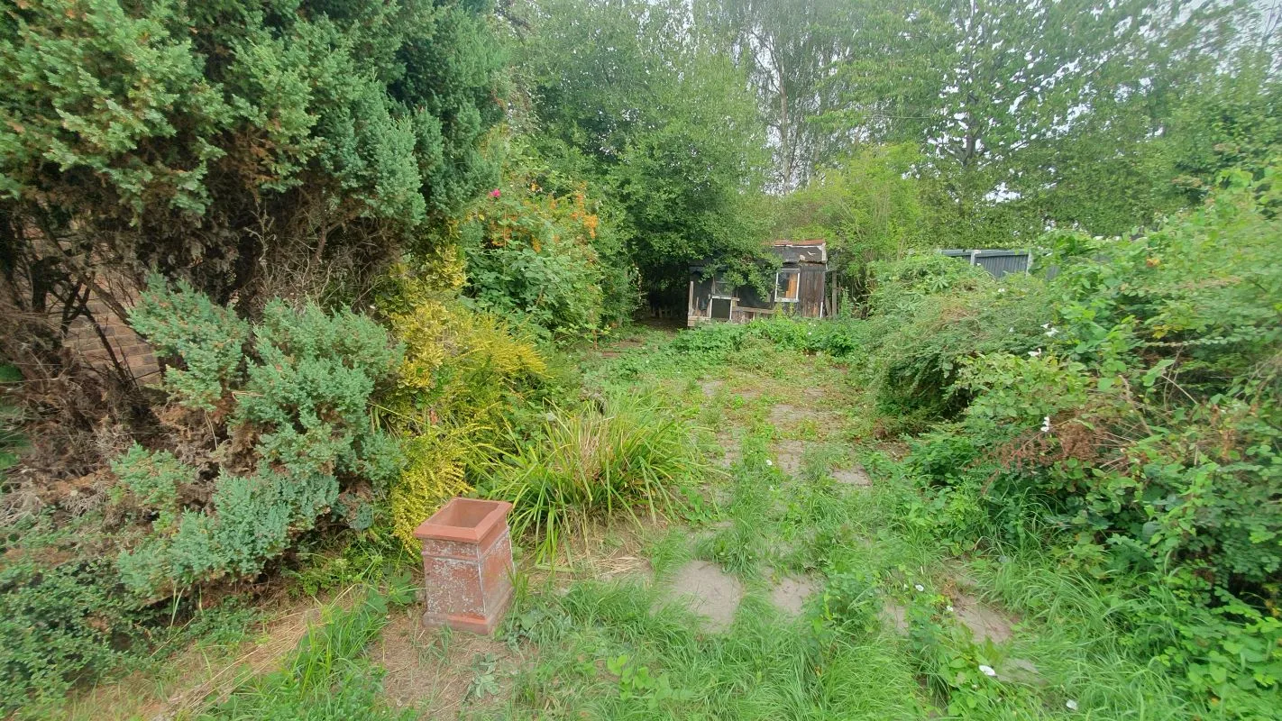 Freehold Vacant Semi-Detached House with Three Bedrooms & Garage