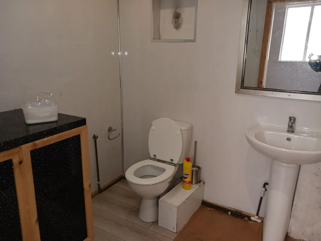 Freehold Part Vacant/Part Investment, Retail Property and Self Contained Flat