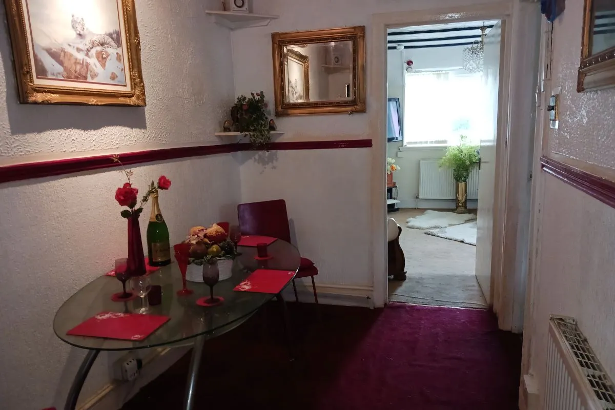 Freehold Part Vacant/Part Investment, Retail Property and Self Contained Flat