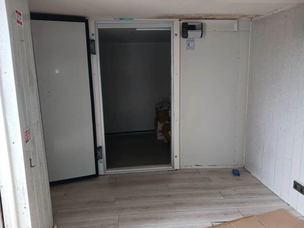 Freehold Part Vacant/Part Investment, Retail Property and Self Contained Flat