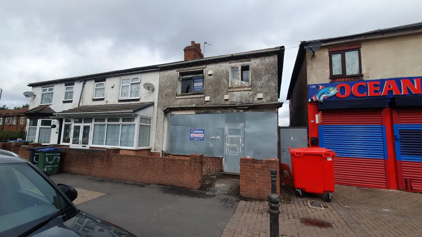 Freehold Vacant End Terraced House in Need of Repair & Refurbishment