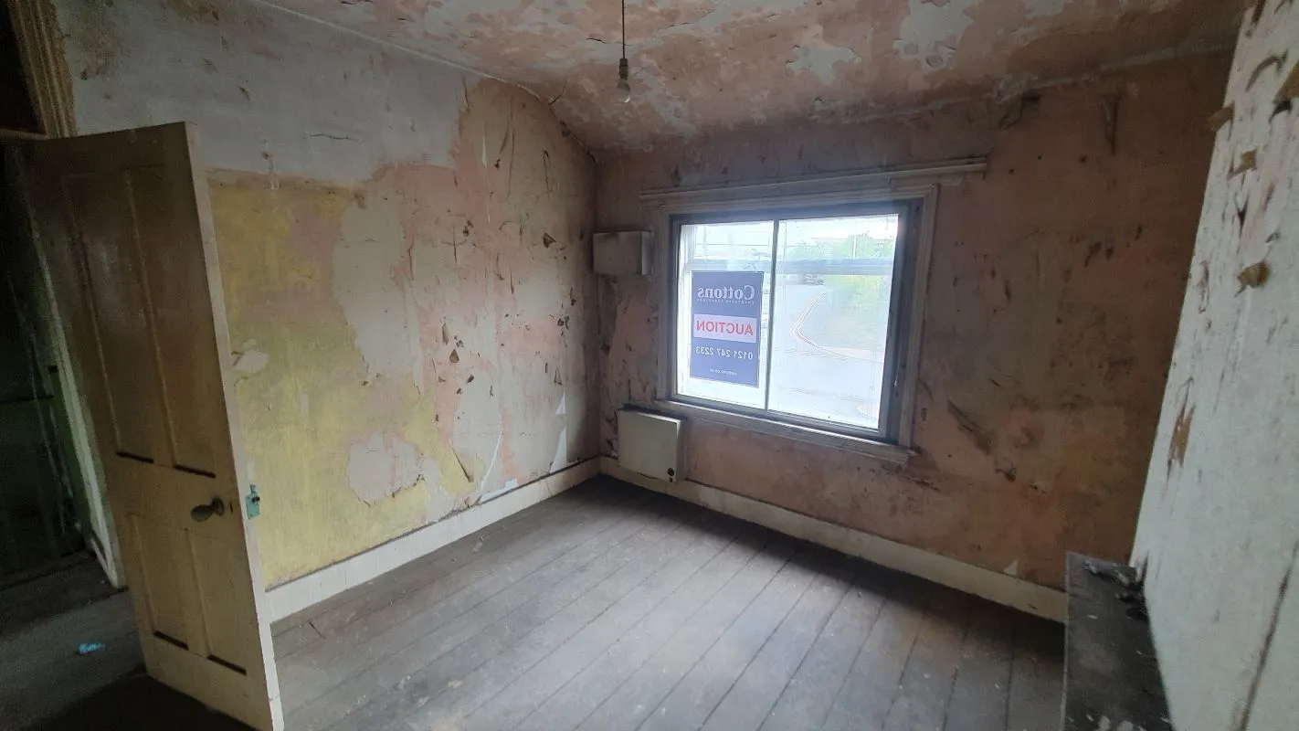 Freehold Vacant End Terraced House in Need of Repair & Refurbishment
