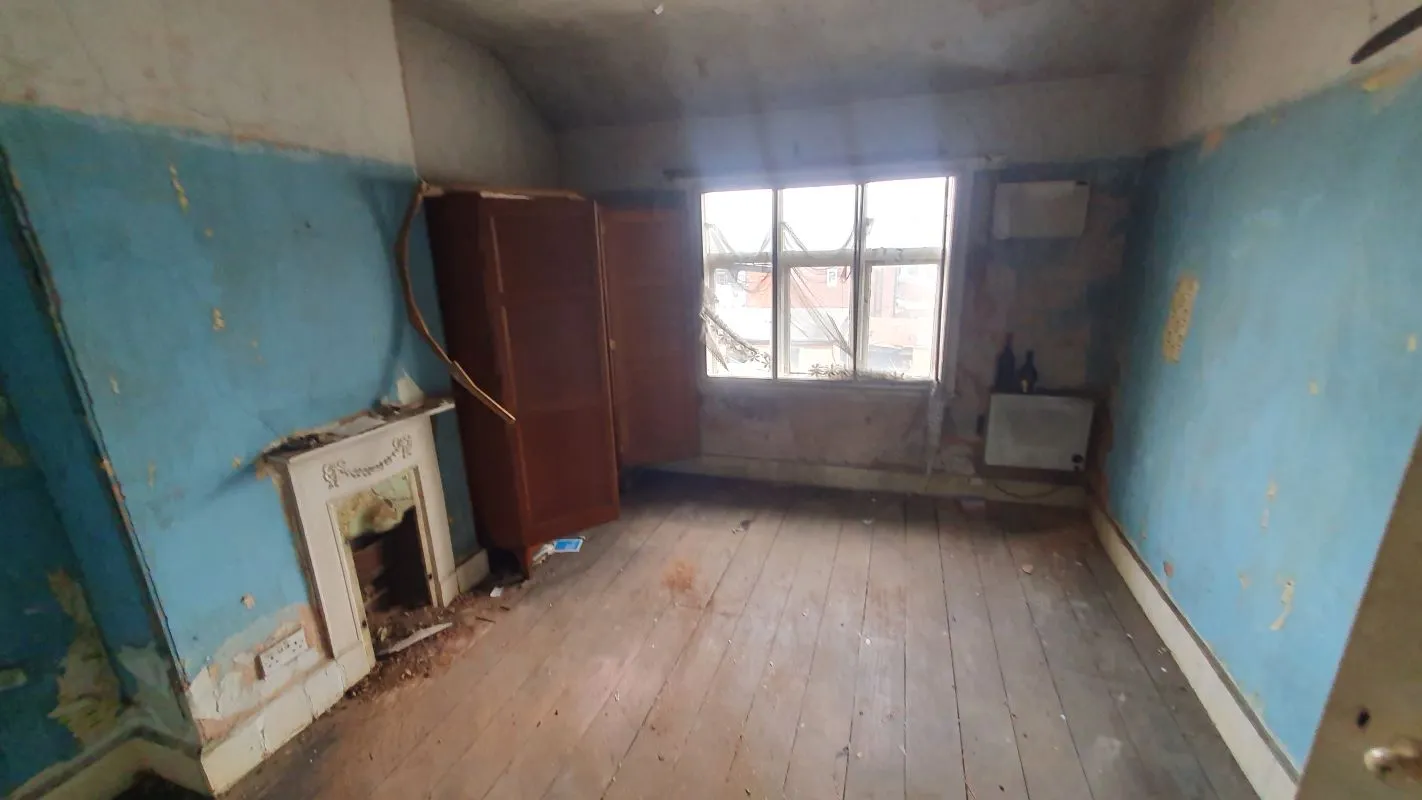 Freehold Vacant End Terraced House in Need of Repair & Refurbishment