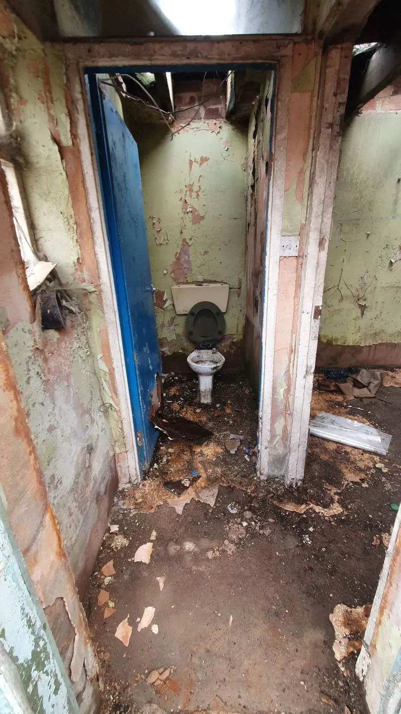 Freehold Vacant End Terraced House in Need of Repair & Refurbishment