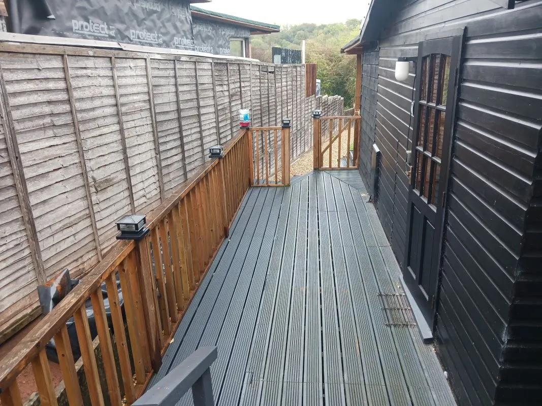 Freehold Vacant Detached Three Bedroom Chalet