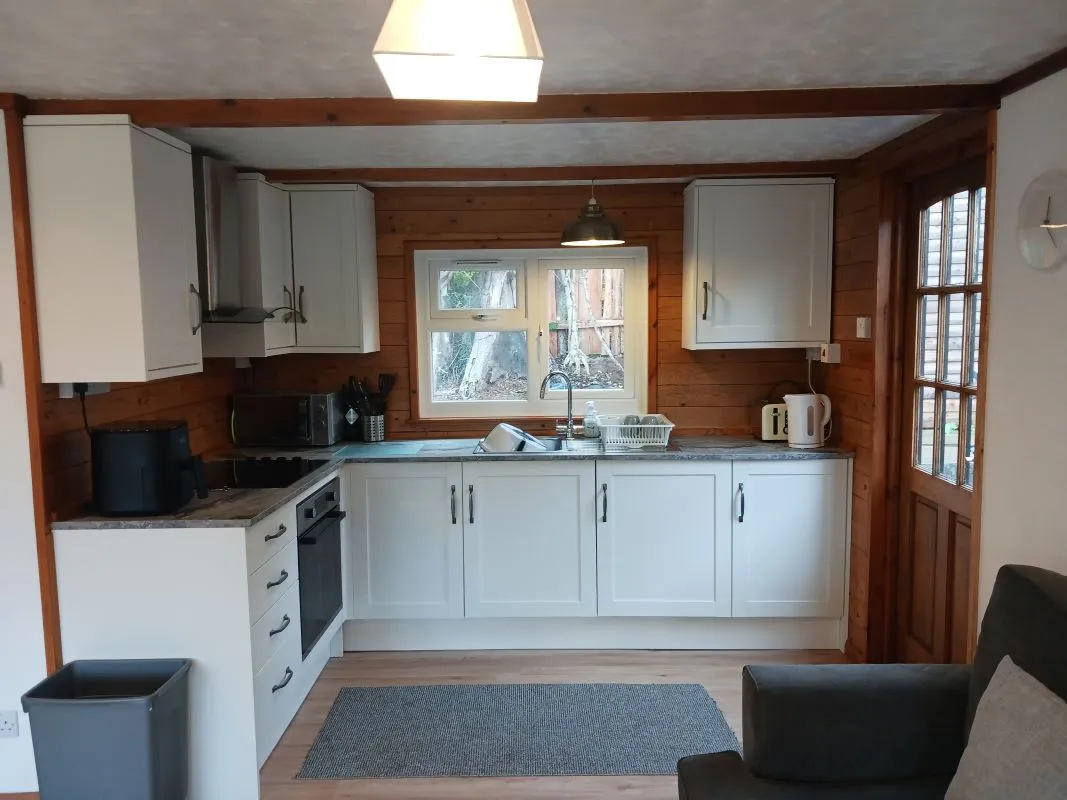 Freehold Vacant Detached Three Bedroom Chalet