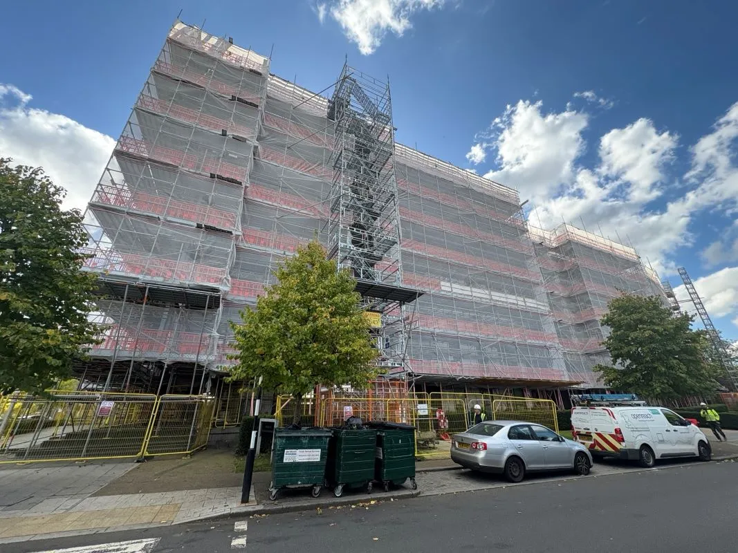 Leasehold Investment - Modern Fourth Floor Apartment