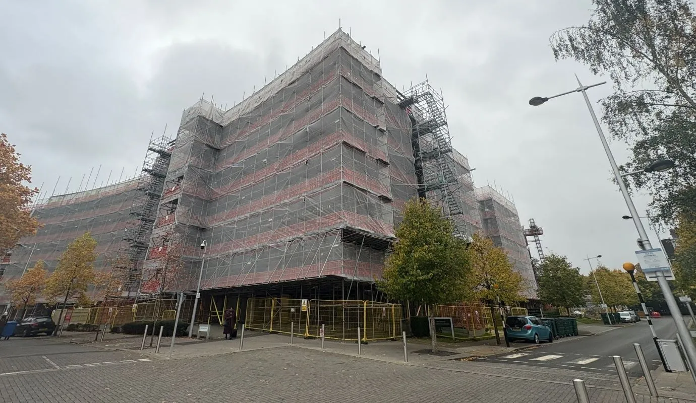 Leasehold Investment - Modern Fourth Floor Apartment