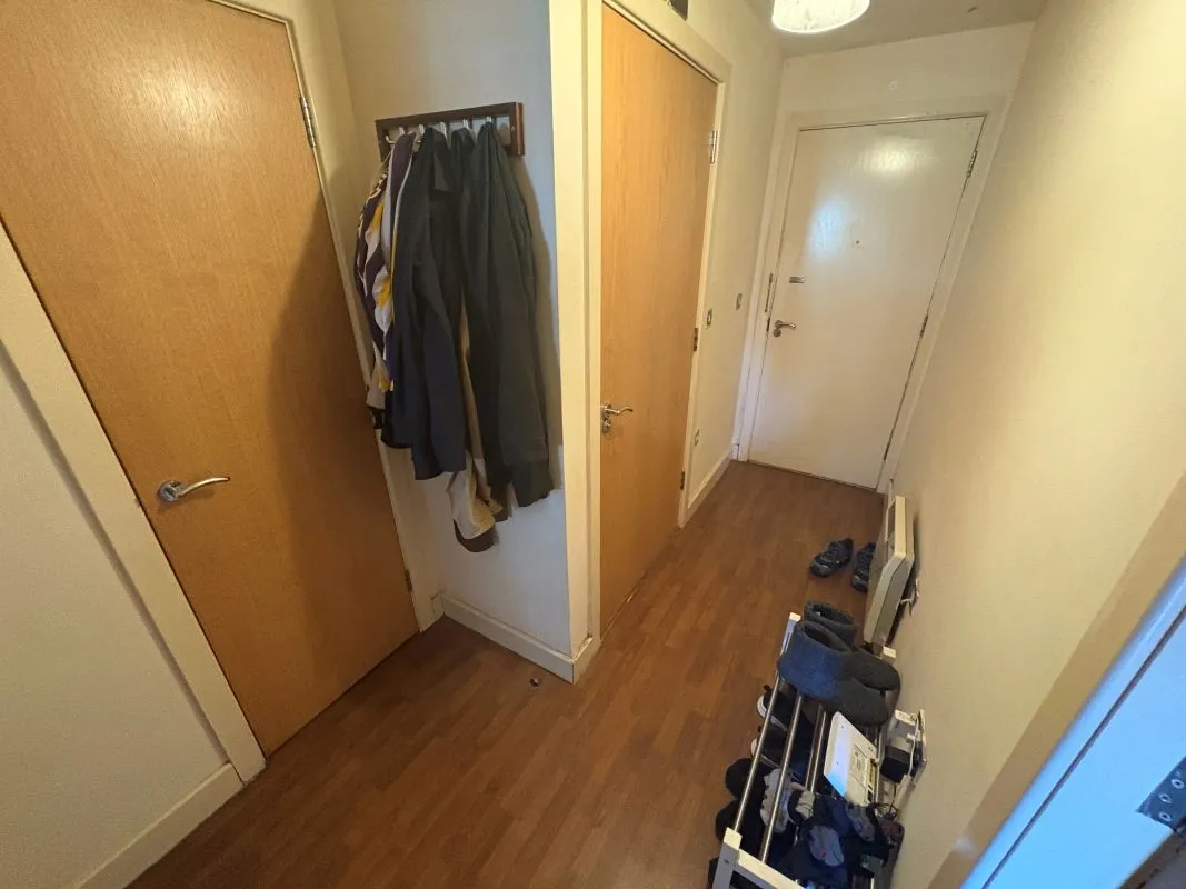 Leasehold Investment - Modern First Floor Apartment