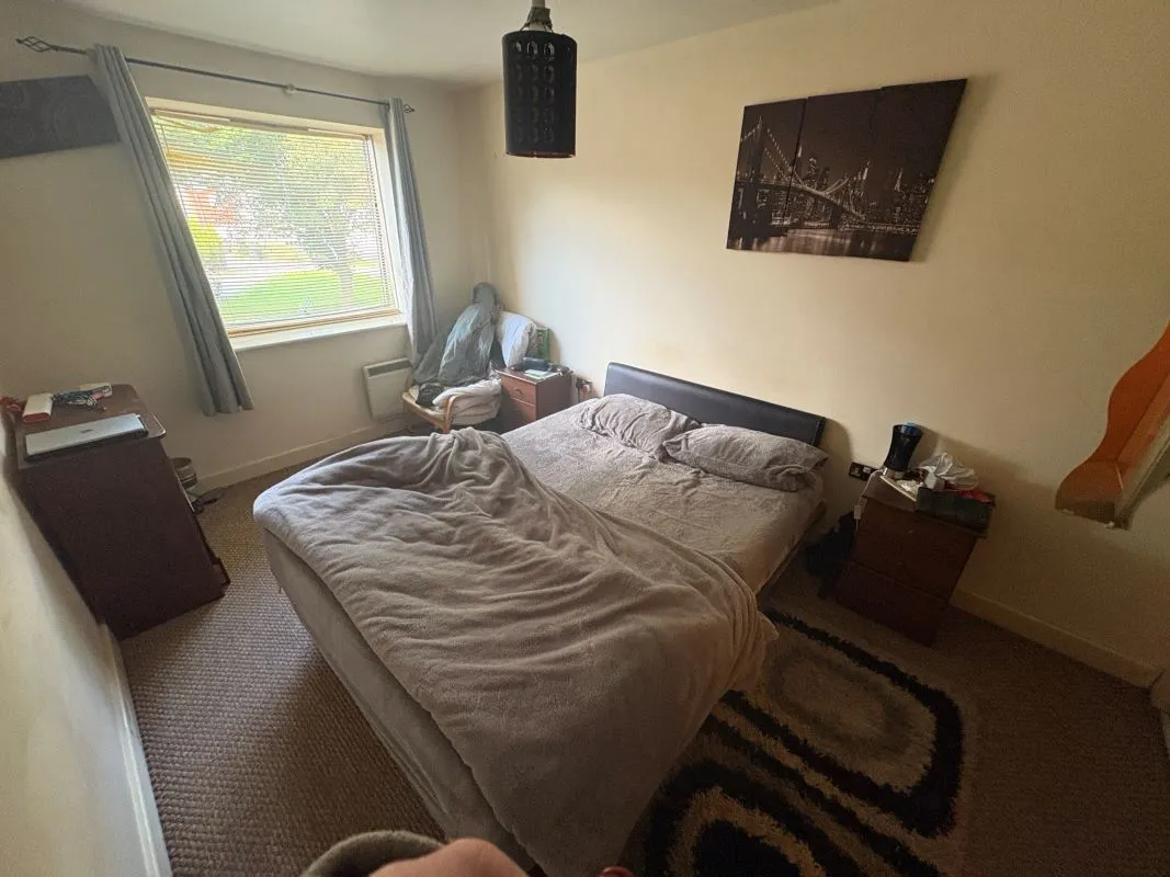 Leasehold Investment - Modern First Floor Apartment