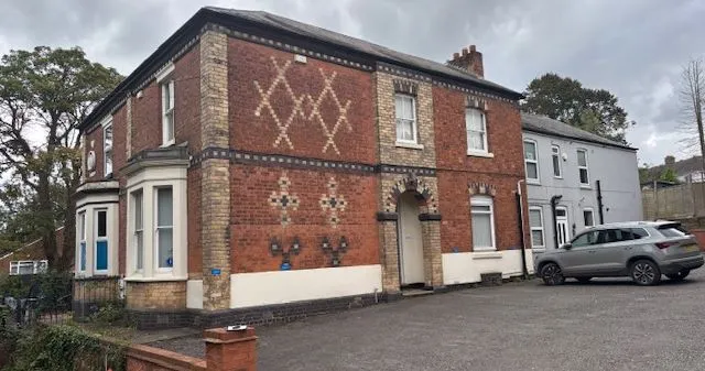 Freehold Vacant Substantial Double Fronted Office Building with Potential