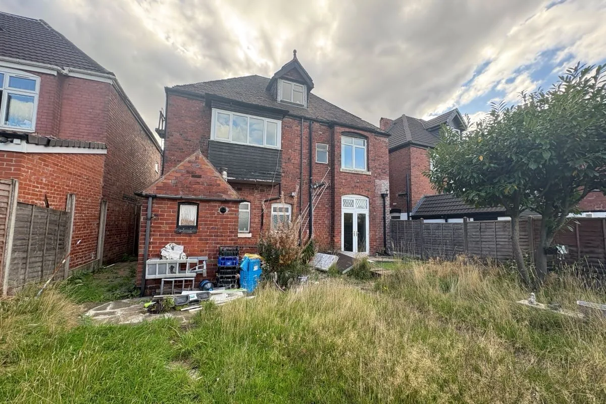 Freehold Detached House - 5 Self Contained Flats