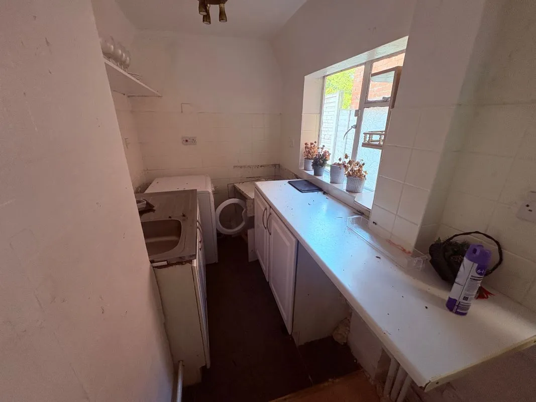 Freehold Detached House - 5 Self Contained Flats