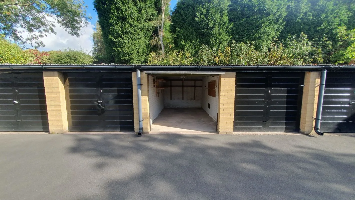 Freehold Vacant Lock Up Garage in Popular Development