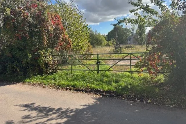 Freehold Development Land  – Consent for 5 Self Build Dwellings