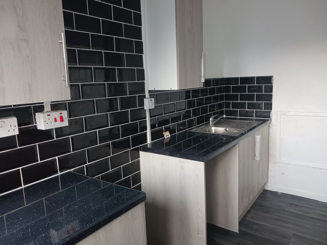 Leasehold Vacant Two Bedroom Flat