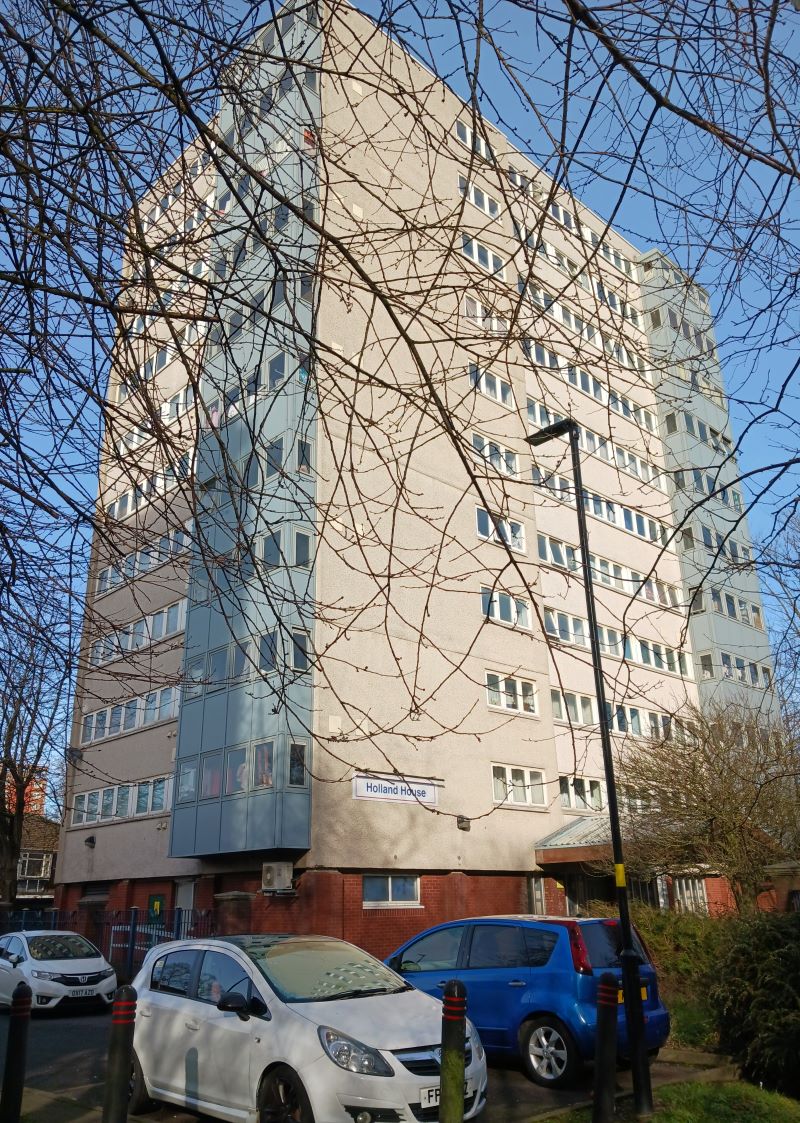 Leasehold Vacant Two Bedroom Flat