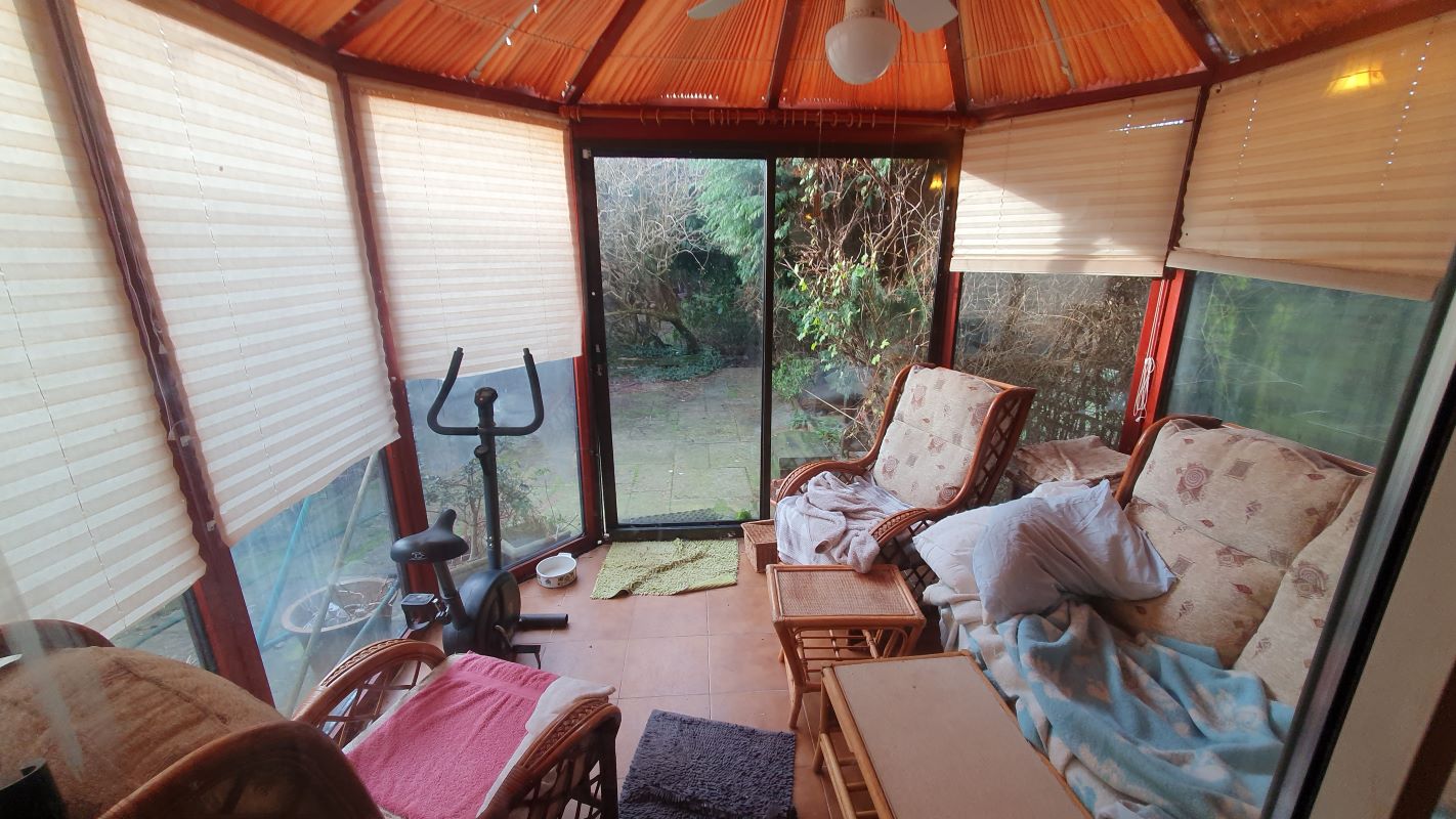 Leasehold Vacant Semi Detached House with Three Bedrooms