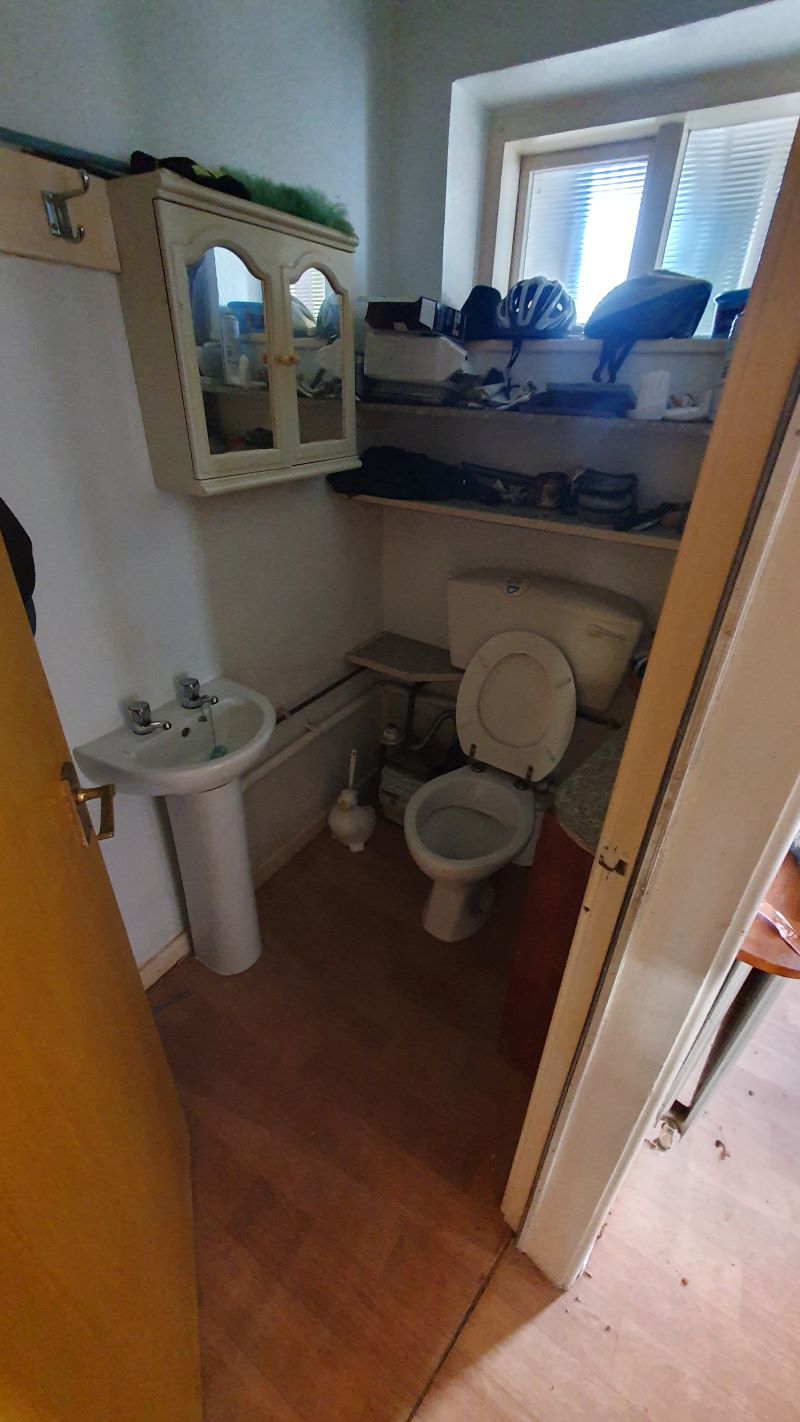 Leasehold Vacant Semi Detached House with Three Bedrooms