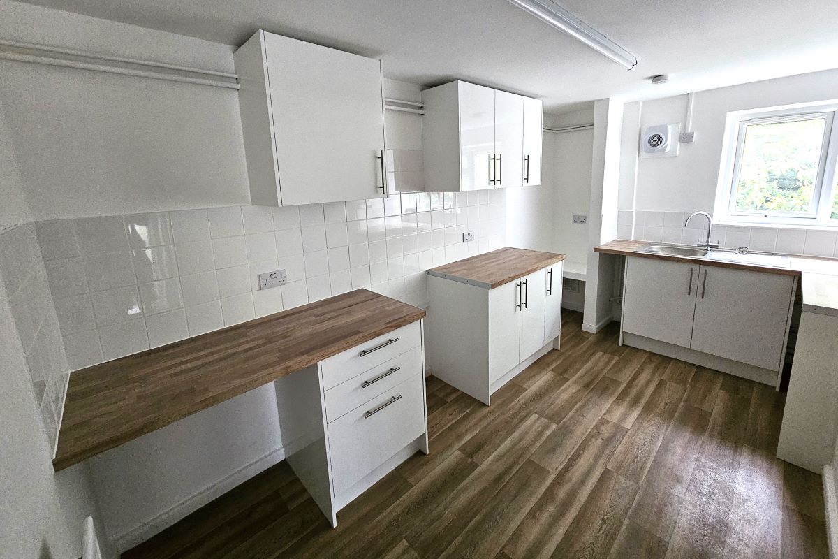 Freehold Investment Opportunity  (1 Vacant Maisonette & 3 Ground Rents)