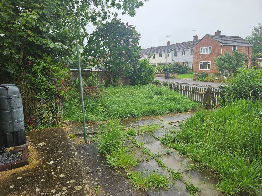 Freehold Investment Opportunity  (1 Vacant Maisonette & 3 Ground Rents)