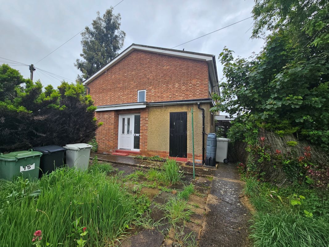 Freehold Investment Opportunity  (1 Vacant Maisonette & 3 Ground Rents)