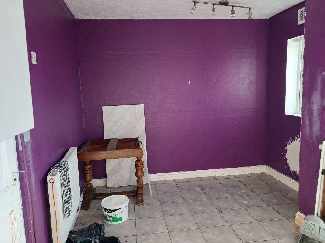 Leasehold Vacant Three Bedroom Semi-Detached House with Garage