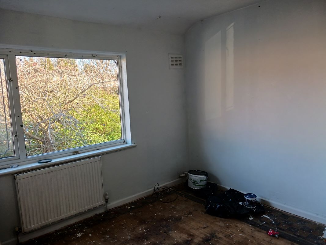 Leasehold Vacant Three Bedroom Semi-Detached House with Garage