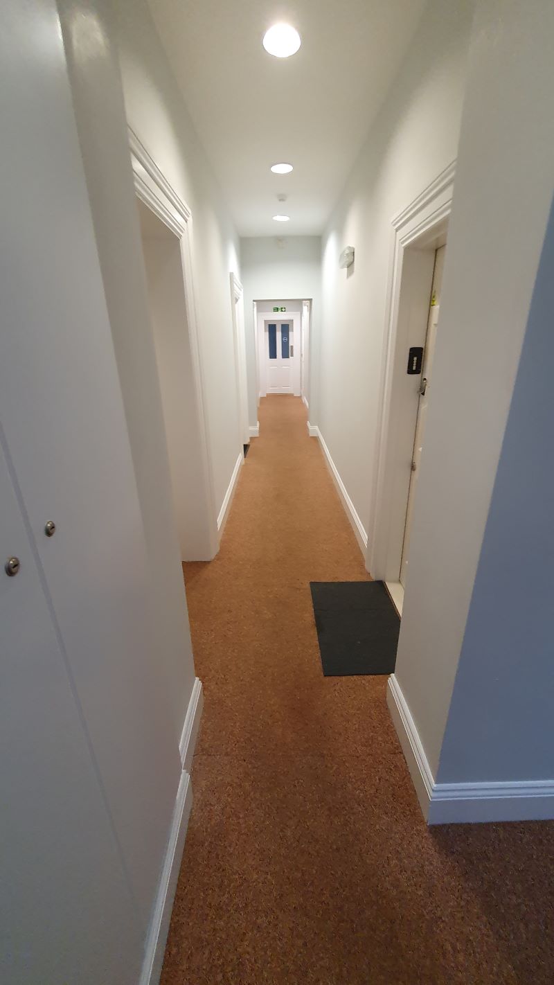 Leasehold Vacant 2 Bedroom Apartment in Converted Period Building