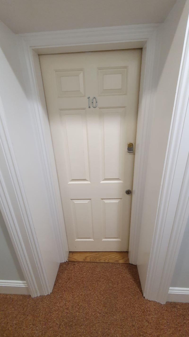 Leasehold Vacant 2 Bedroom Apartment in Converted Period Building