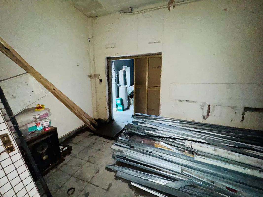 Freehold Convenience Store with Three Self Contained Flats