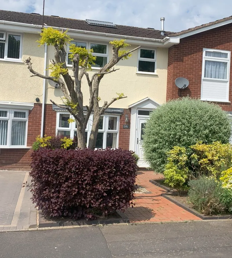 A Portfolio of Freehold Ground Rents secured upon Five Modern Town Houses